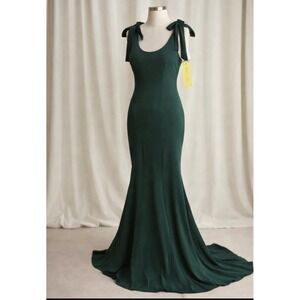 Mikael Aghal Green Formal Gown Size 6 Tie Shoulder Open Back Maxi NWT